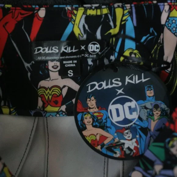 NWT Marvel Living Legends Pleated Mini Skirt. - Picture 6 of 9